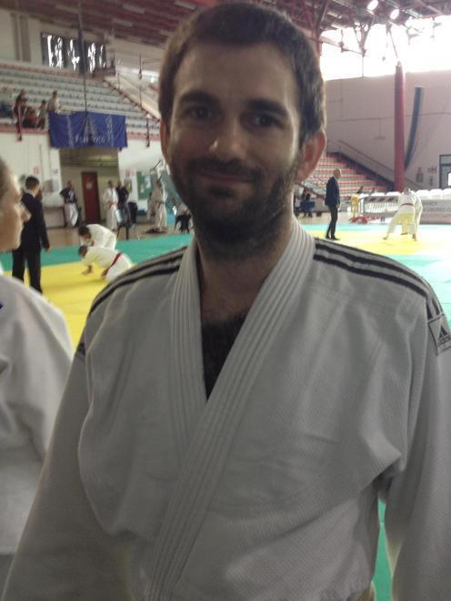 Judo master, Ucini da applausi contro due avversari vedenti