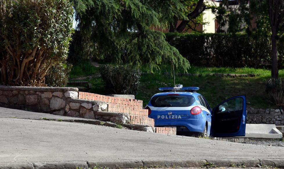 Droga sulle Mura, giovane nei guai 