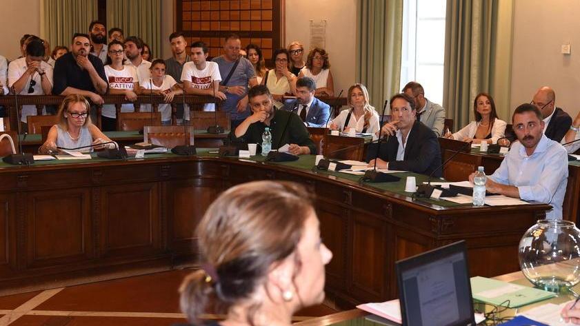 Scontro sulla sicurezza fra opposizione e sindaco