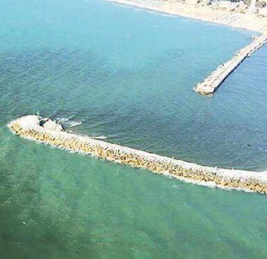 Mare nero? Secondo Arpat si tratta solo di alghe