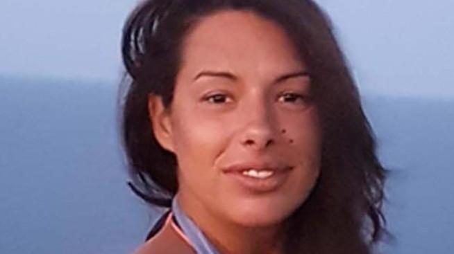 Medolla, ciao Sabrina, commozione al funerale concluso con la “sgasata” dei motociclisti