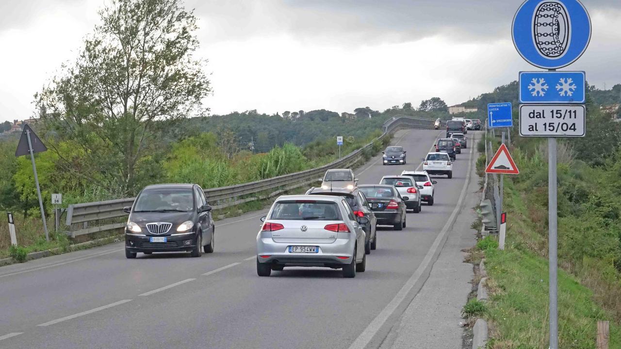 La variante di Spazzavento realizzata vent’anni fa su terreni mai ufficialmente espropriati (foto Gori)