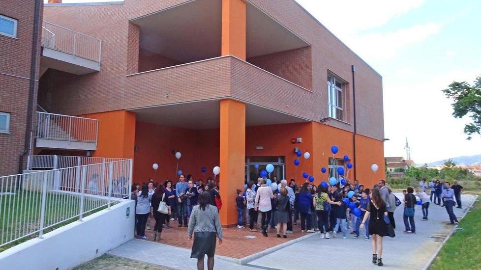 Pistoia, la scuola inizia senza 500 insegnanti