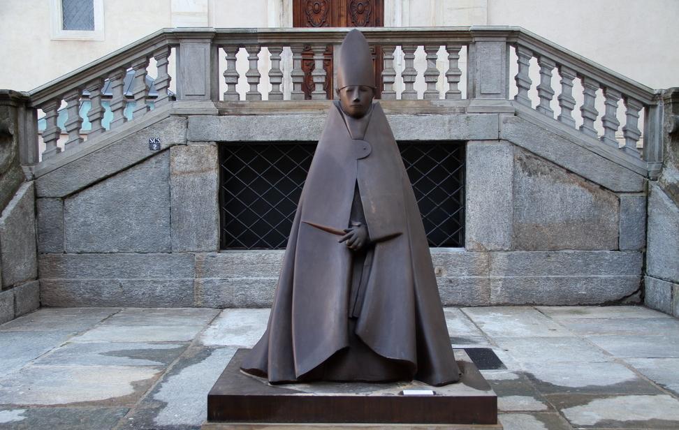 Vivarelli a confronto con i grandi scultori 