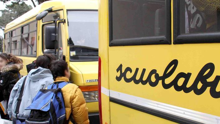 Bimbi “telesorvegliati” sullo scuolabus