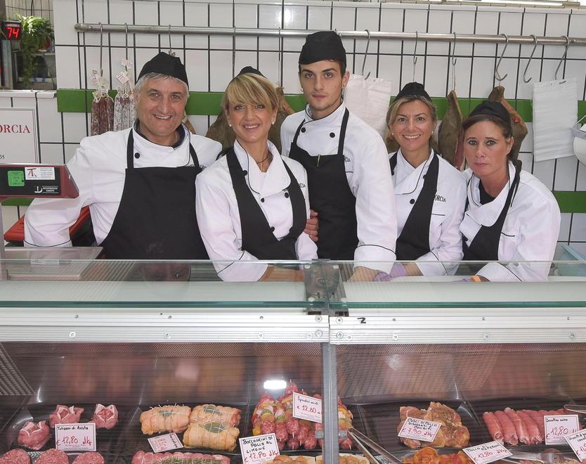 Riapre la storica macelleria Chiti 