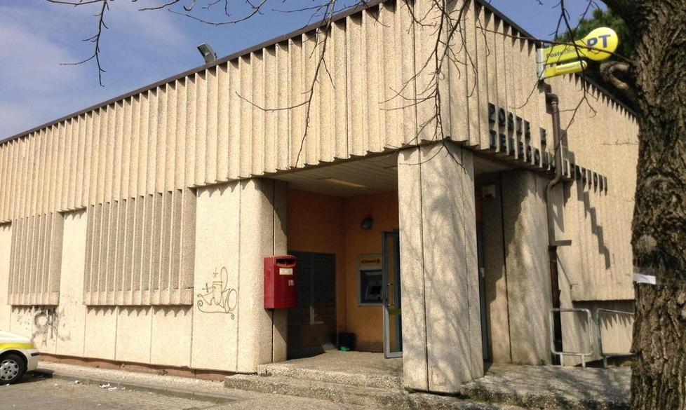 Tenta truffa col vaglia clonato: denunciata