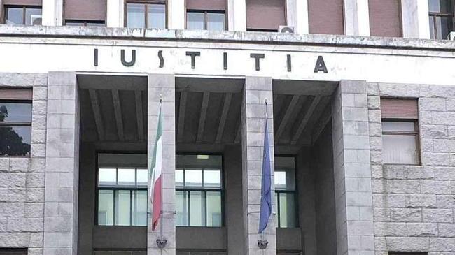 Badante accusata di aver rubato novemila euro