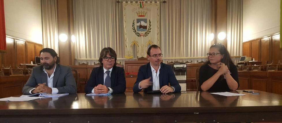 Spariscono i bollettini mensa La retta si paga con la ricarica 