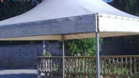Gazebo e panchine: protocollo per il centro