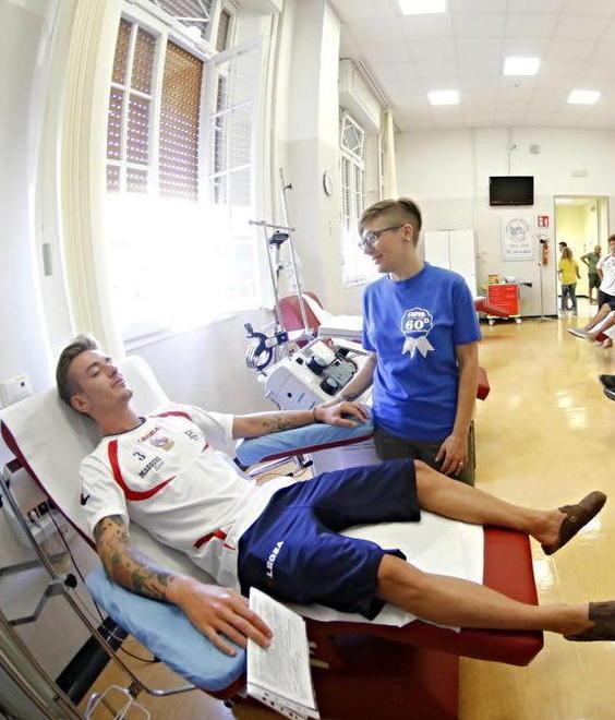 Sangue, donazioni a picco L’Avis: «Fatevi avanti» 