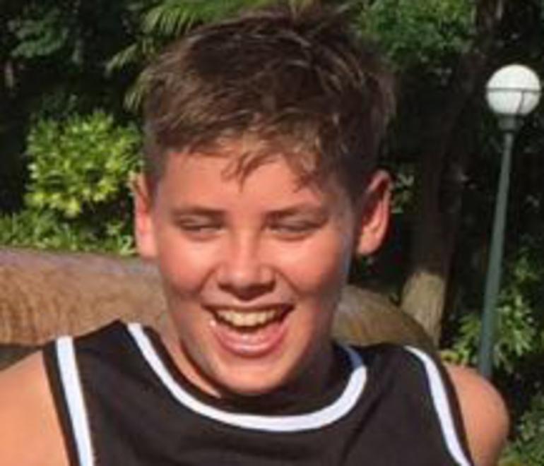 Oggi il funerale di Riccardo, morto a 13 anni 