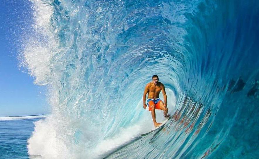 A Capo Mannu i tricolori di surf da onda 
