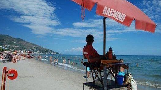 Salvataggio con il surf