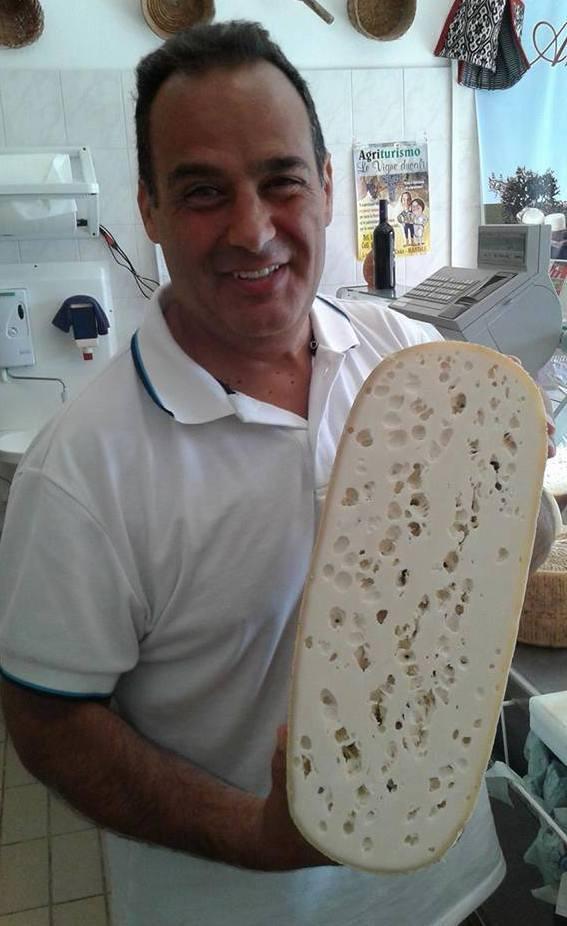 Zinnibiri, pecorino coi buchi che piace anche a Obama 