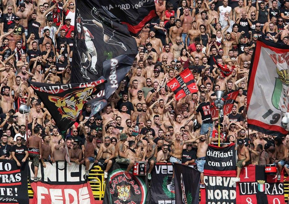 Settecento tifosi foggiani al Cabassi: sarà record di pubblico?