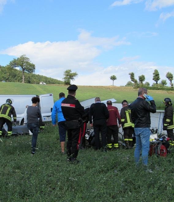 Vento forte, cade un aereo Muore pilota di Pavullo 
