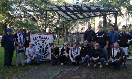 Prima della partita ricordate le vittime dello stadio Heysel