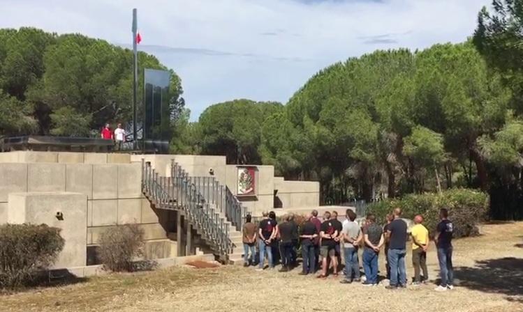 Casapound, pulizie e tricolore