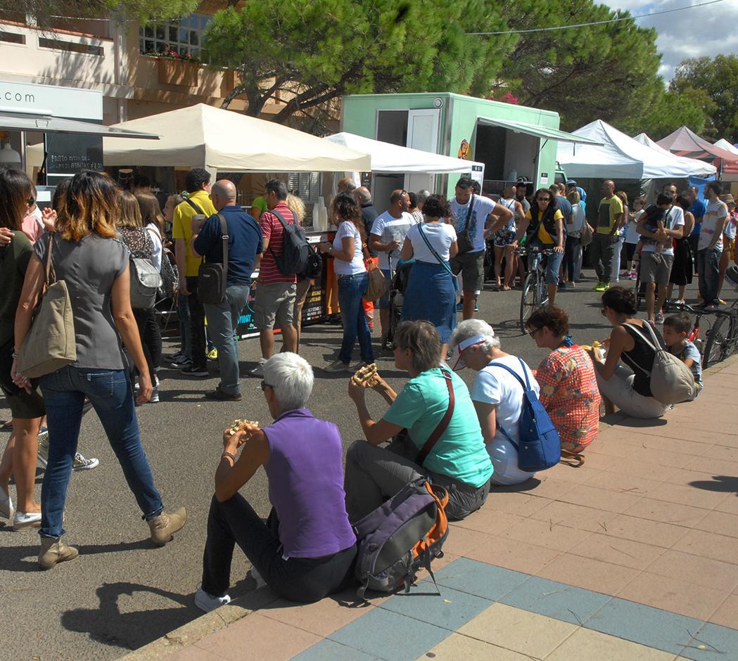 Sul lungomare trionfa lo street food di qualità 