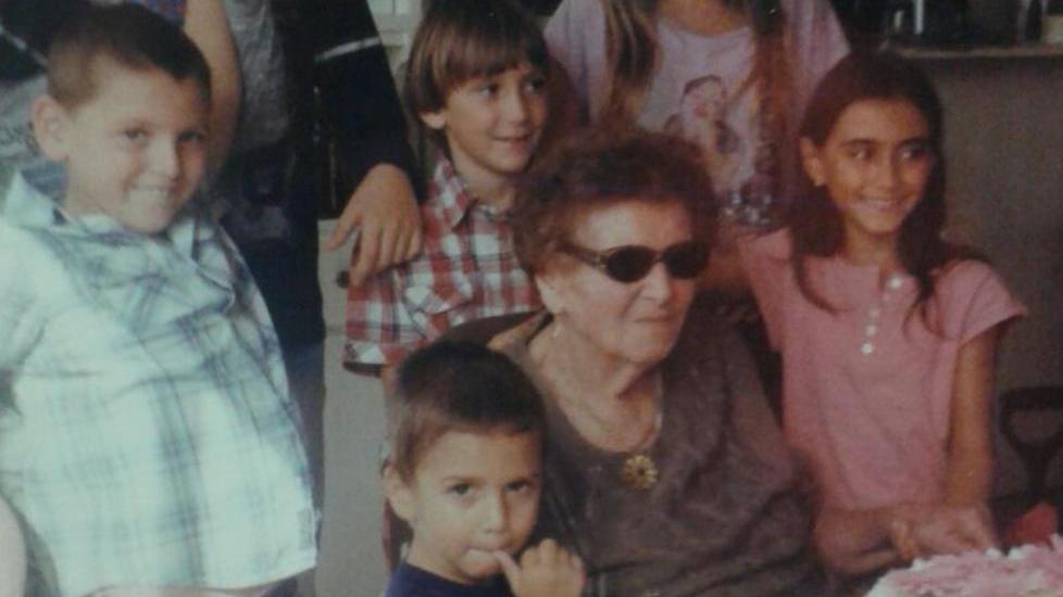 Una vita in poesia, i 100 anni della super bisnonna Luigina