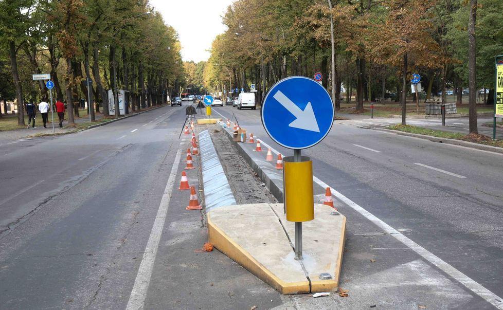 La “pazza” viabilità dei due spartitraffico di viale Umberto I 