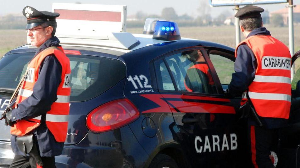 Non è regolare, denunciata una donna