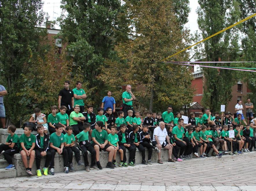 Fc Sesso e Volley San Prospero in festa con don Claudio Paganini