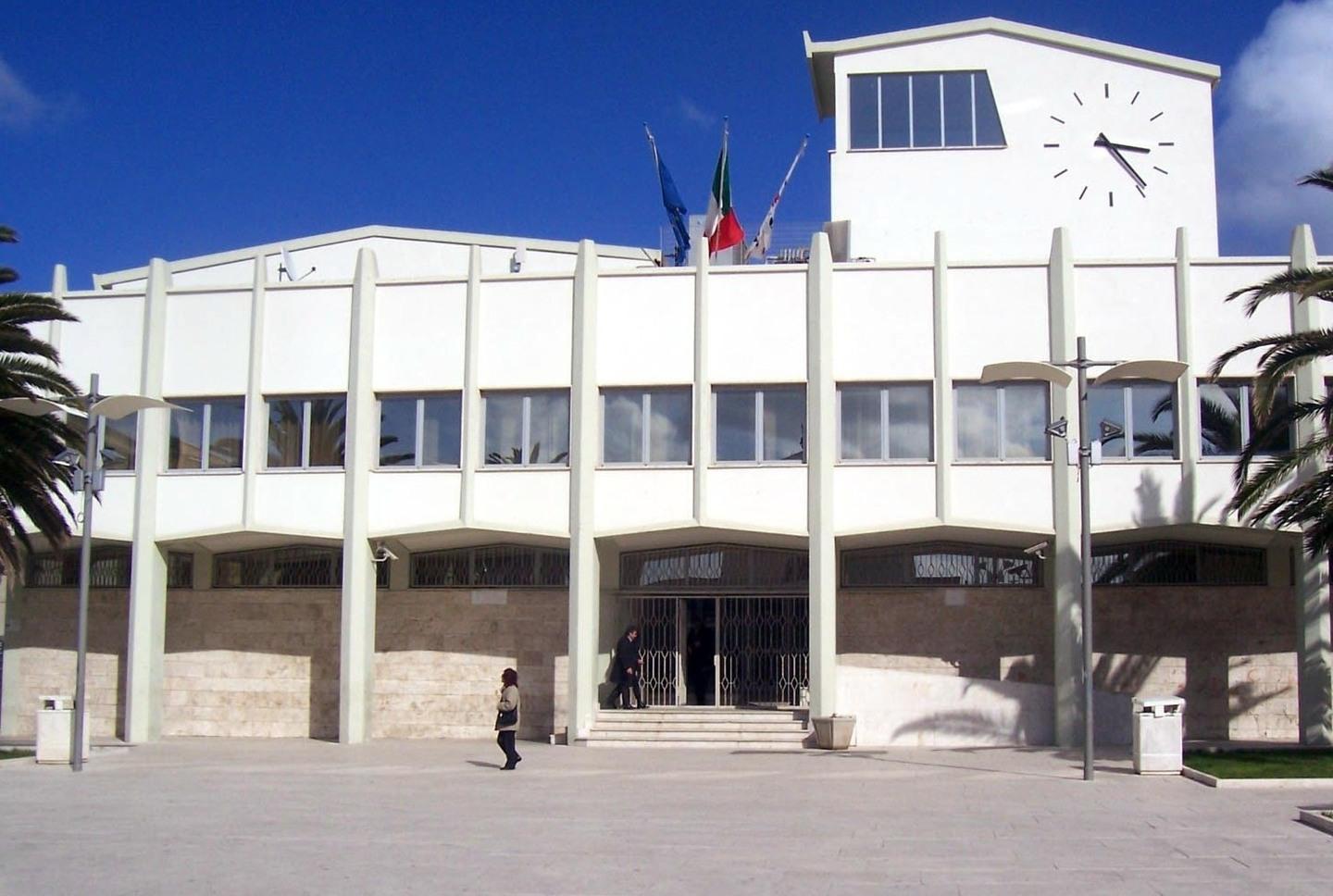 Produttività non pagata, la protesta dei comunali