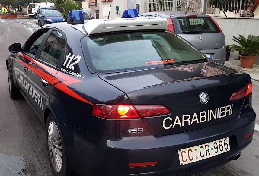 Guspini, aveva quasi un chilo di droga, armi e un ordigno: arrestato