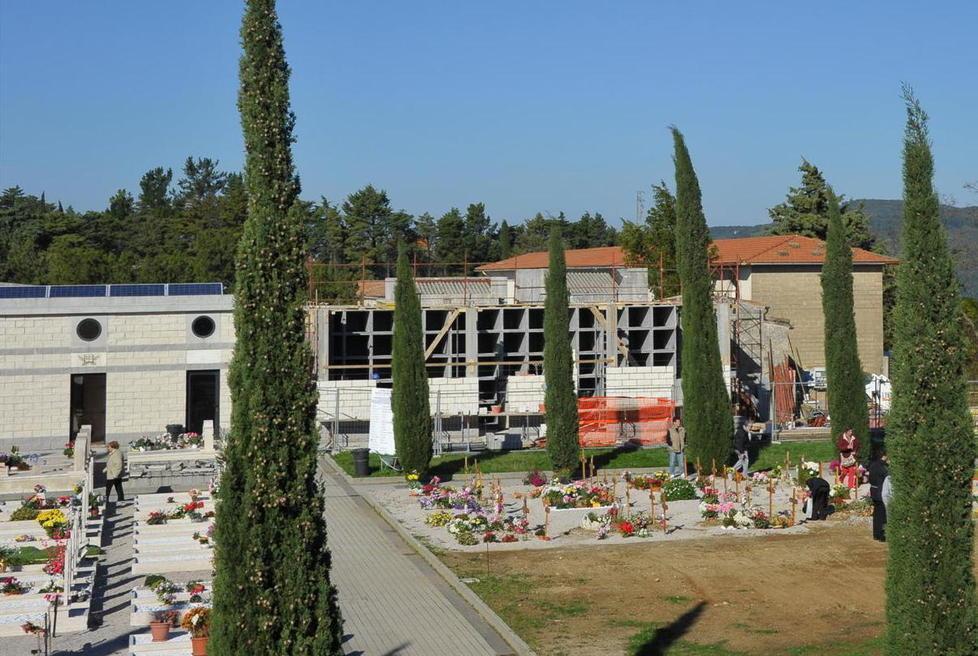 Nuovi loculi al cimitero: in arrivo 60 posti