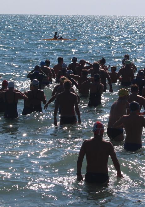 Nuoto, tornano i fondisti del «Miglio sotto le apuane» 