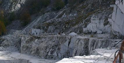Incidente in cava dubbi della procura 