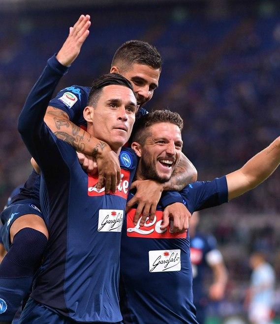 La Lazio regge un tempo Poi è Napoli meraviglia 