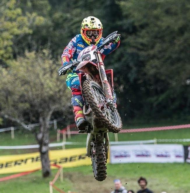 Pietro Pini festeggia il tricolore