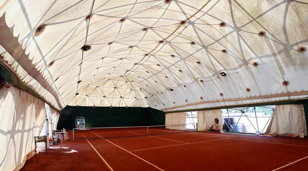 Niente tennis al centro Laguna 