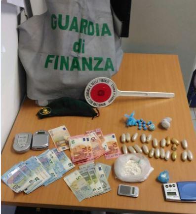 Blitz nel centro storico, spacciatori arrestati