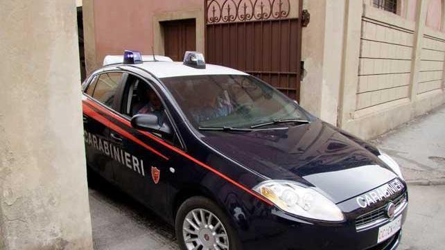 Sullo scooter col fucile, due arresti