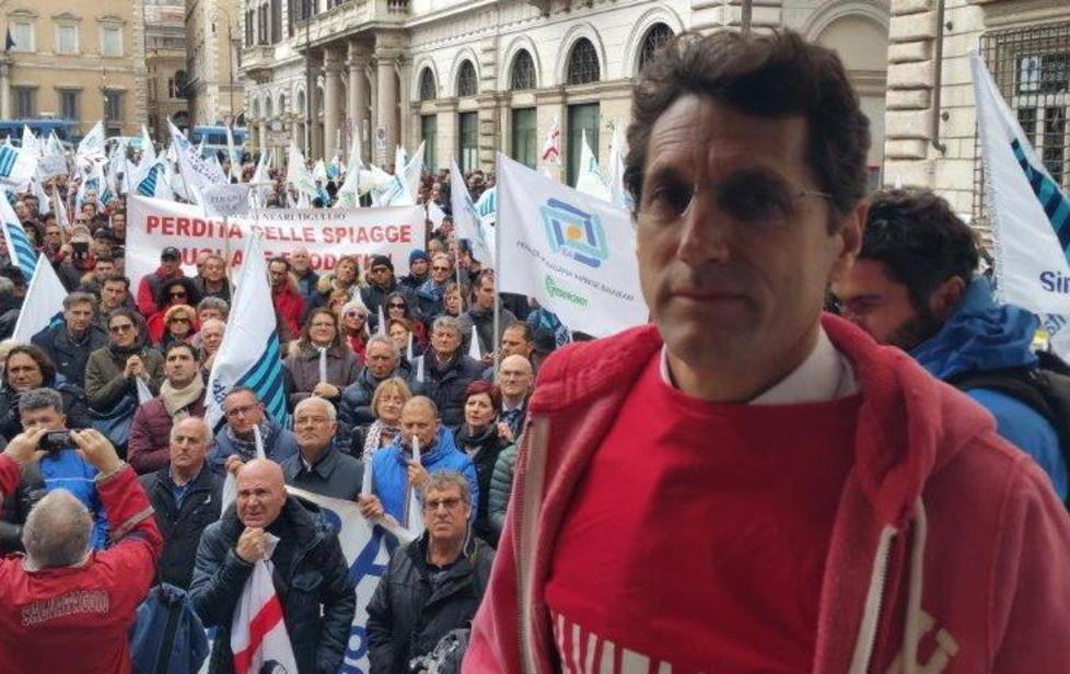 Obbligo di pubblicare i canoni balneari su Internet 