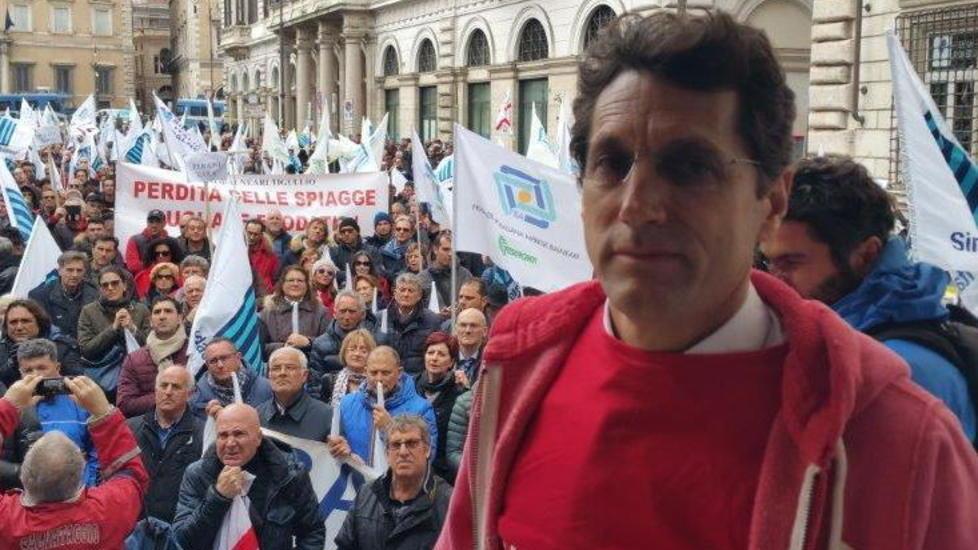 Obbligo di pubblicare i canoni balneari su Internet