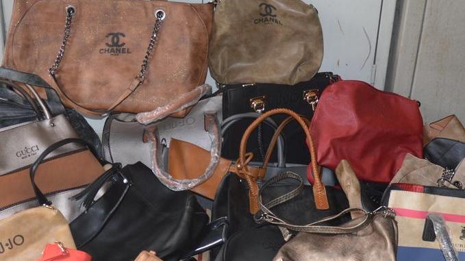 Lotta all’abusivismo: 265 articoli sequestrati