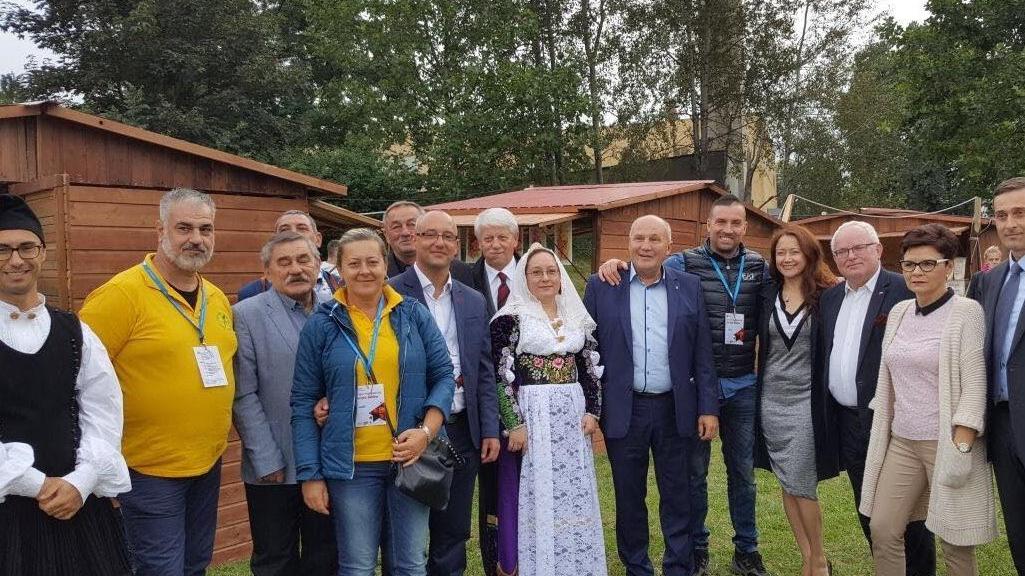 Uri restituisce la visita agli amici polacchi di Trzebnica