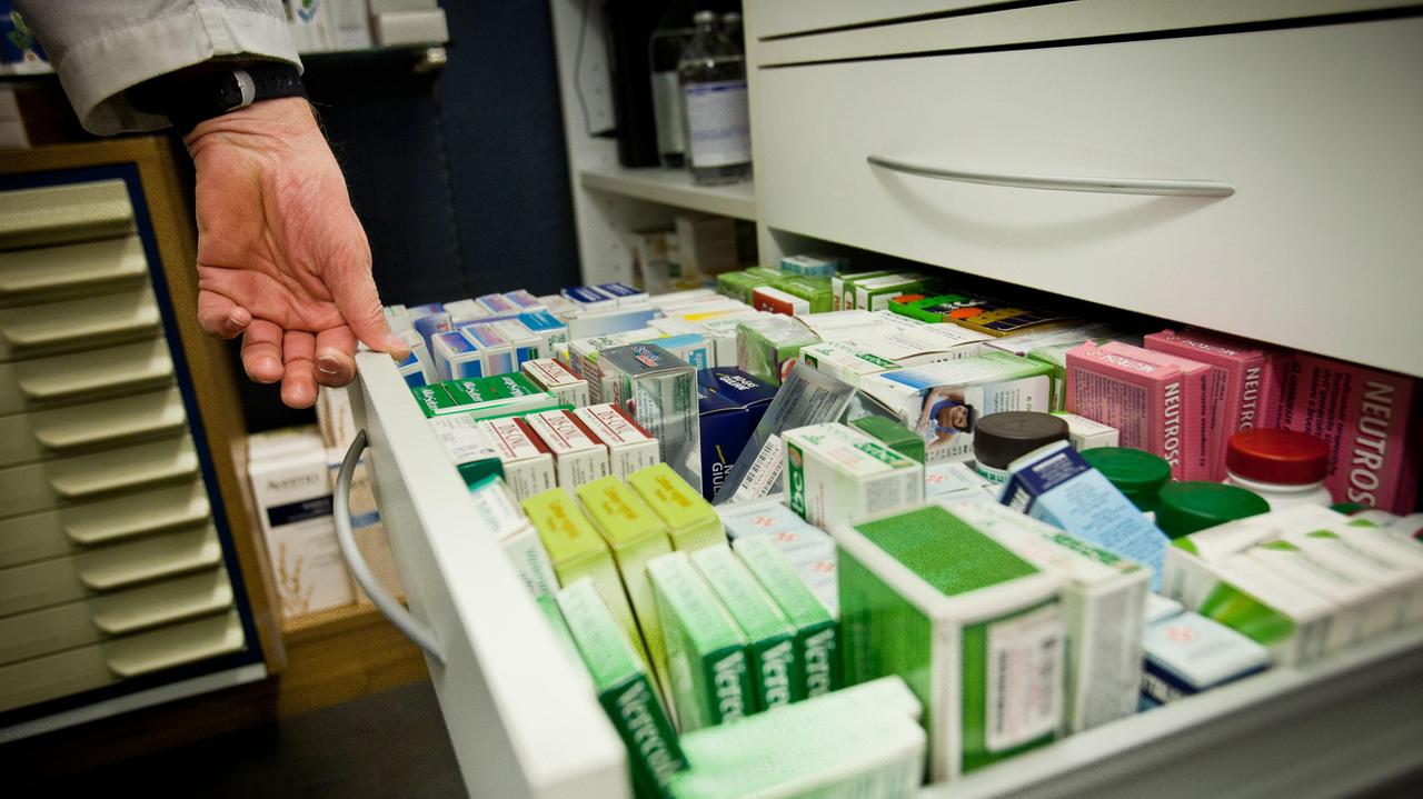 Un cassetto dei farmaci (foto d'archivio)