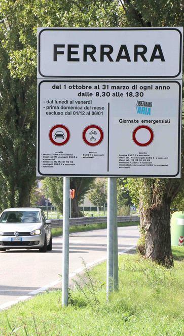Nuove norme antismog, stretta su stufe e camini 