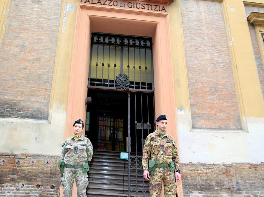 «Sono il Mullah Omar» A processo dopo 4 anni