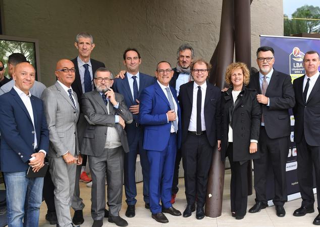 La Dinamo ancora al tavolo delle grandi 