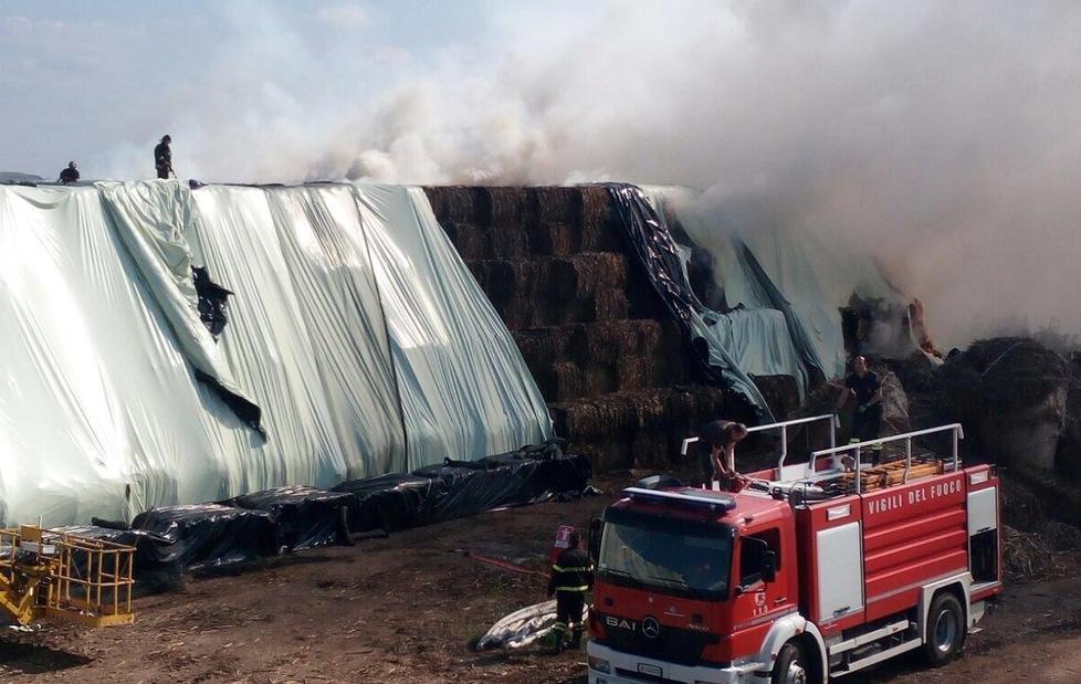 Incendio di biomasse alla centrale elettrica 