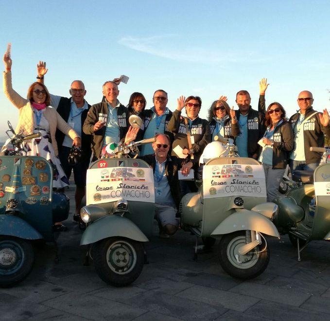 Da Comacchio a Ischia una settimana in Vespa