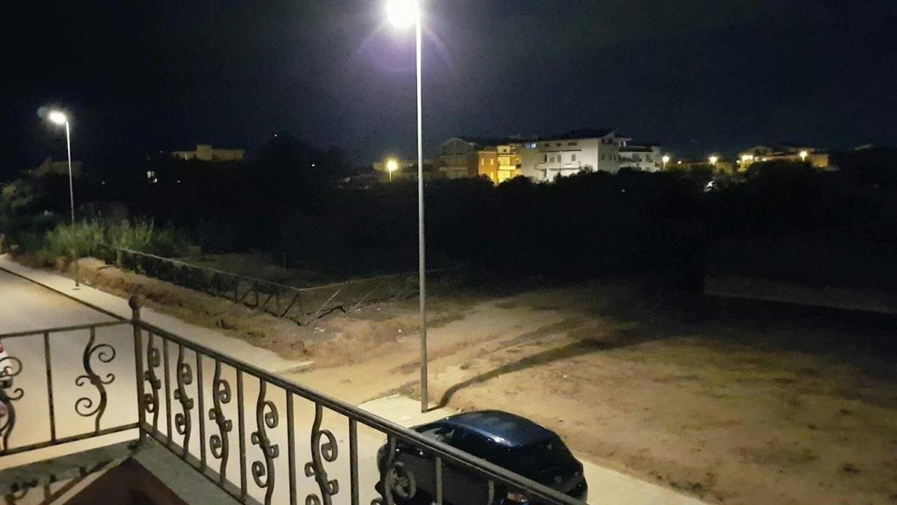 Si riaccendono le luci in via Manzoni