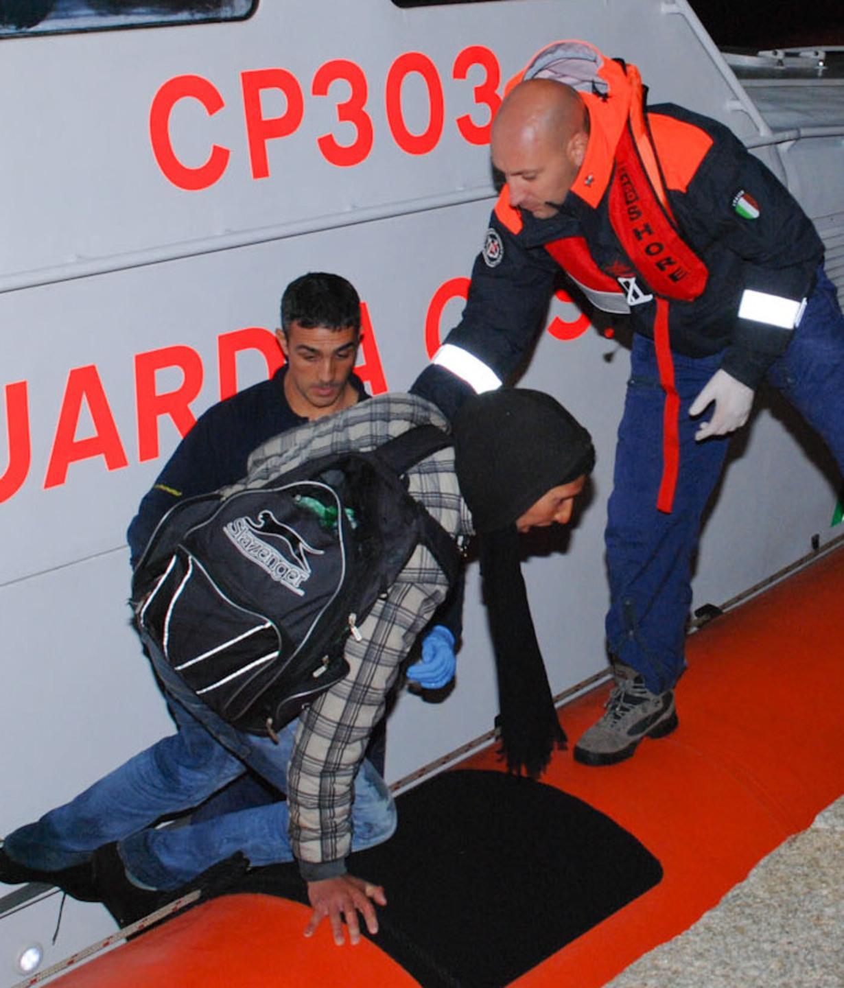 «Blocco navale ed espulsioni di massa»